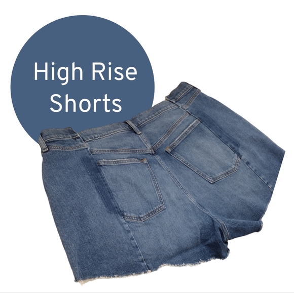 🎯🎯SALE🎯🎯 NWT Abercrombie & Fitch High Rise The Mom Shorts Sz 20 - Picture 3 of 6